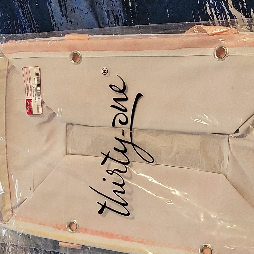 Thirty-One Deluxe Utility Tote